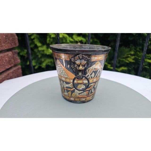 Brass ice bucket / planter cover with Egyptian-style lion-head handles, 1950s–60s, dimensions: height 13.7 cm, diameter 15...