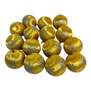 1950s Vintage Americana Silk Wrapped Christmas Ornaments With Silver Snowflakes - Set of 15. For Sale