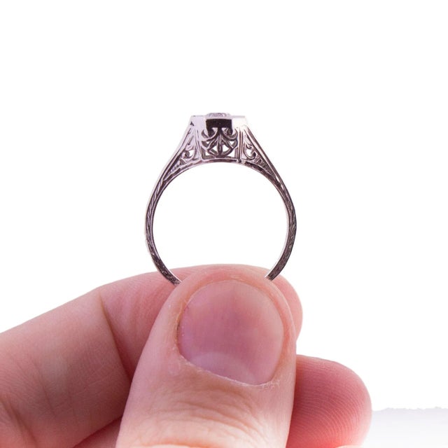 Mid 20th Century 14k White Gold Orchard Diamond Engagement Ring, Size 6 For Sale - Image 4 of 4