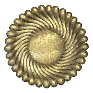 Vintage Italian Mid-Century Modern Egidio Casagrande Borgo Trento Hammered Brass Footed Swirl / Swirled Bowl For Sale