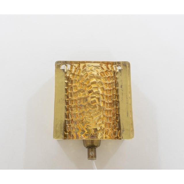Golden Glass and Brass Wall Lamp by Vitrika for Kalmar, 1970s For Sale - Image 4 of 8