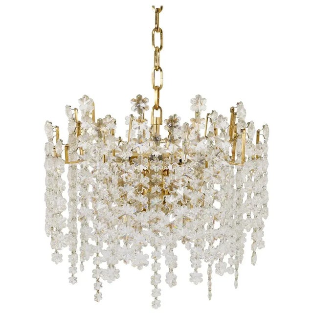 Gold-Plated Snowflake Crystal, Glass and Brass Chandelier from Bakalowits & Söhne, 1970s For Sale - Image 11 of 11