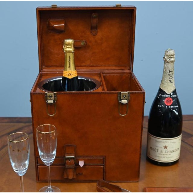 Vintage Leather Hamper Champagne and Wine Picnic Box For Sale - Image 4 of 10