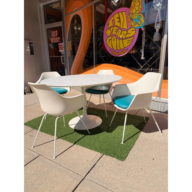 Burke Restored Space-Age Mid-Century Modern Burke Inc. 5-Piece Dining Set (Rare Rod-Legs) For Sale - Image 4 of 18