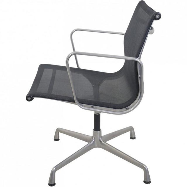 EA108 Chair in Black Mesh by Charles Eames, 2000s For Sale - Image 3 of 14