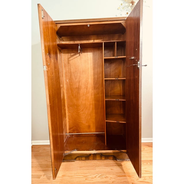 Art Deco Rare English Art Deco Gentleman’s Wardrobe – C. 1920s/30s For Sale - Image 3 of 7