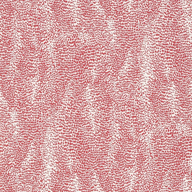 Contemporary Sample - Schumacher Drizzle Wallpaper in Rouge For Sale - Image 3 of 3