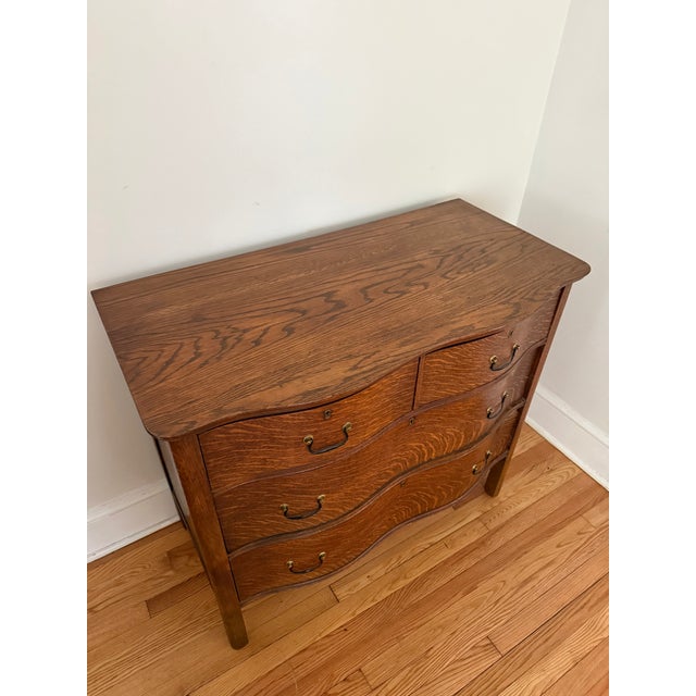 Early 20th Century Antique Tiger Oak Serpentine Chest of Drawers With Mirror For Sale - Image 5 of 11