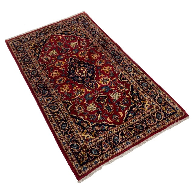 Hand-Knotted Middle Eastern Keshan Rug in Sheep's Wool For Sale - Image 3 of 6