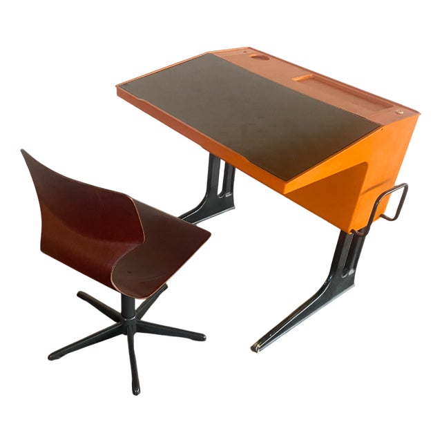 Vintage Space Age Desk in Orange by Luigi Colani for Flötotto, Set of 2 For Sale