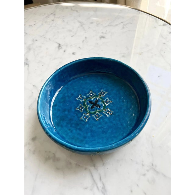 Blue Italian Ceramic Dish in the Style of Bitossi Raymor For Sale In Los Angeles - Image 6 of 10