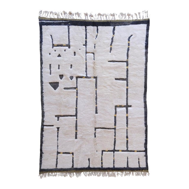 Moroccan Beni Mrirt Wool Rug - 10.3 X 7.2 Ft For Sale