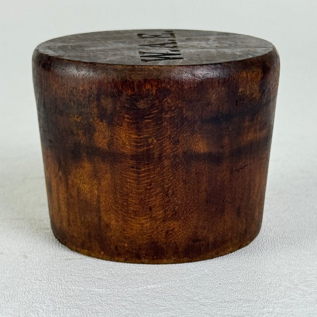 Just like to note that this is much nicer in person than we were able to capture in photo. For the serious wine or whisky...