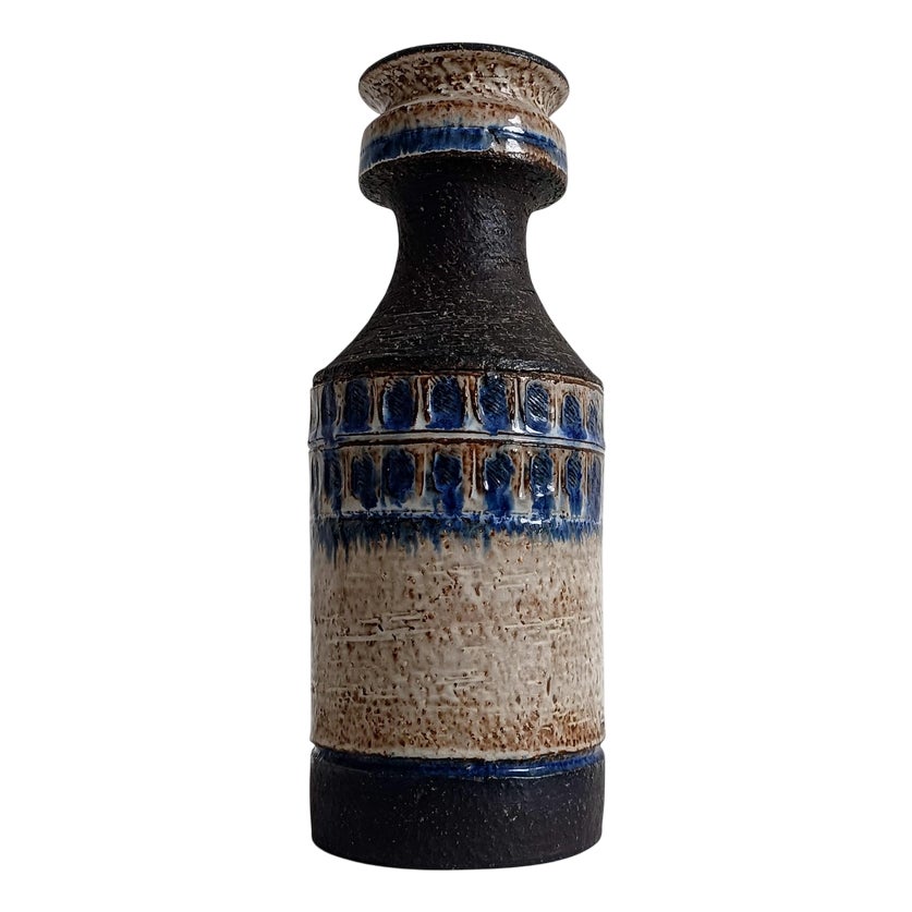 洋書 SCANDINAVIAN ART POTTERY DENMARK&SWEDEN 洋書 SCANDINAVIAN ART POTTERY DENMARK&SWEDEN Scandinavian