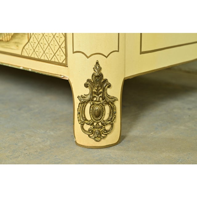 Baker Furniture Style French Regency Louis XVI Chinoiserie Cream Lacquered Dresser Chest For Sale - Image 12 of 17