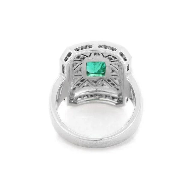 Emerald Diamond Cocktail Ring in Solid 18k White Gold Size 7 For Sale - Image 10 of 11