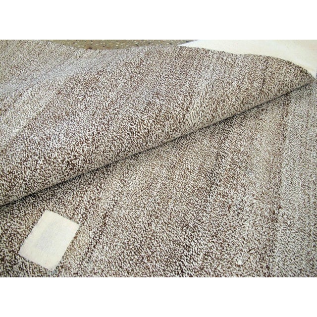 Galerie Shabab Collection Mid-20th Century Turkish Flatweave Kilim Rug For Sale - Image 10 of 10