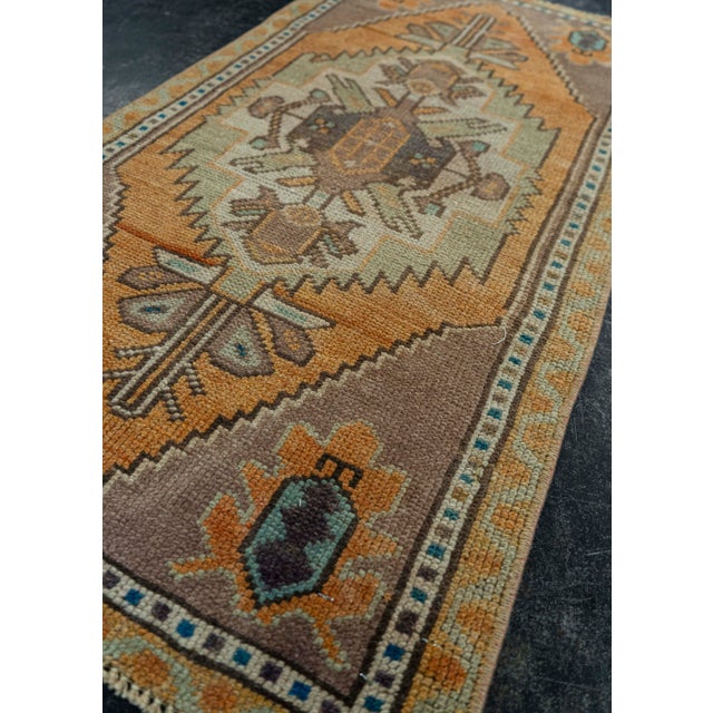 Turkish Mini Rug Oriental Hand Knotted Vintage Rug 1'8" x 3' #20734 For Sale - Image 4 of 8