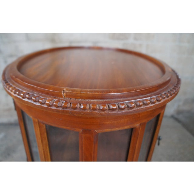 Late 20th Century Georgian Style Mahogany Tea Chocolate Table Curio Vitrine Display Cabinet Tray For Sale - Image 4 of 12