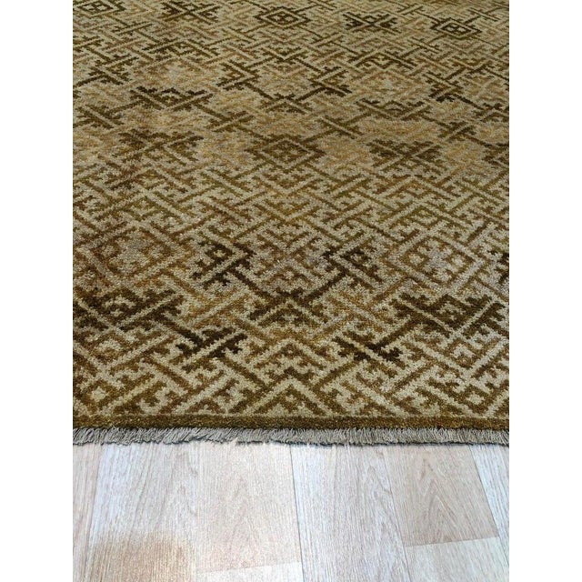 6x9 Brown Hand-Knotted Wool Diamond Lattice Classic Traditional Carpet Rug For Sale In New York - Image 6 of 6