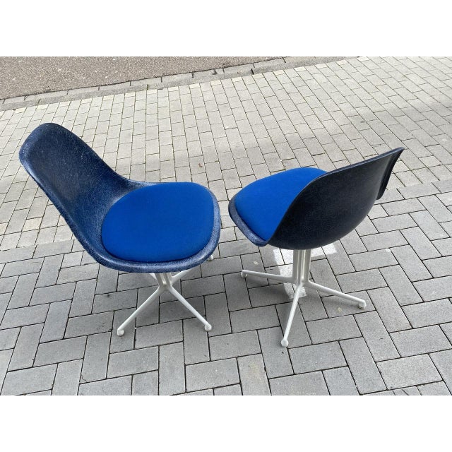 Vintage Chairs by Charles & Ray Eames for Herman Miller, 1960s, Set of 2 For Sale - Image 9 of 16