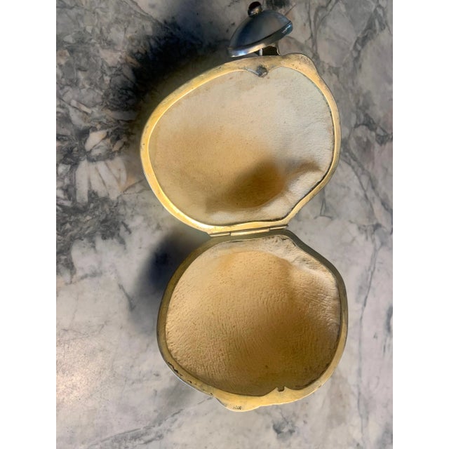 Marguerite Stix Shell Minaudiere with a Pearl and Cabochon Ruby Clasp circa 1965 For Sale - Image 10 of 11