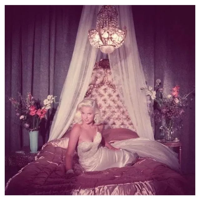 Slim Aarons, Hello There, Estate Stamped Photographic Print, 1955 / 2020s For Sale