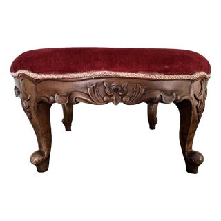 Vintage Mid 20th Century Louis XV Oval Shaped Wood and Red Velvet Upholstered Footstool For Sale