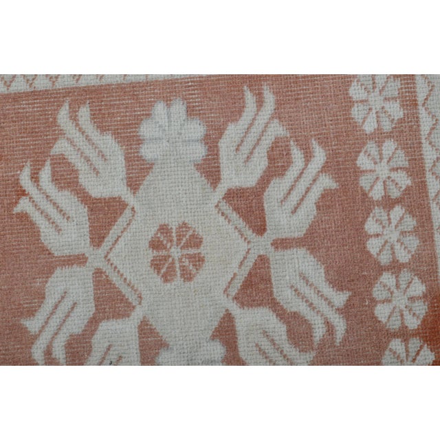 Champagne 1960s Muted Modern Design Faded Wool Runner Csrpet For Sale - Image 8 of 11