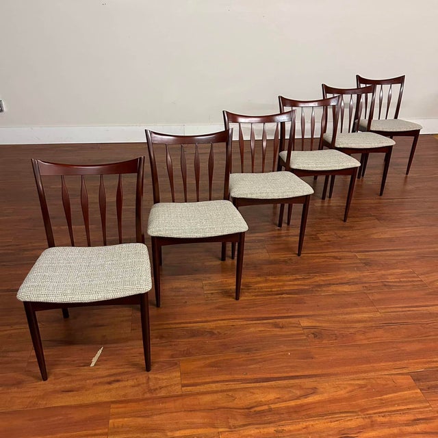 Greaves and Thomas Greaves & Thomas Vintage Dining Chairs Newly Upholstered - Set of 6 For Sale - Image 4 of 13