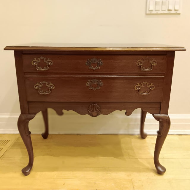 Mid 20th Century Hickory Chair Co. Vintage Mahogany Queen Anne Style Lowboy Dresser For Sale - Image 15 of 15