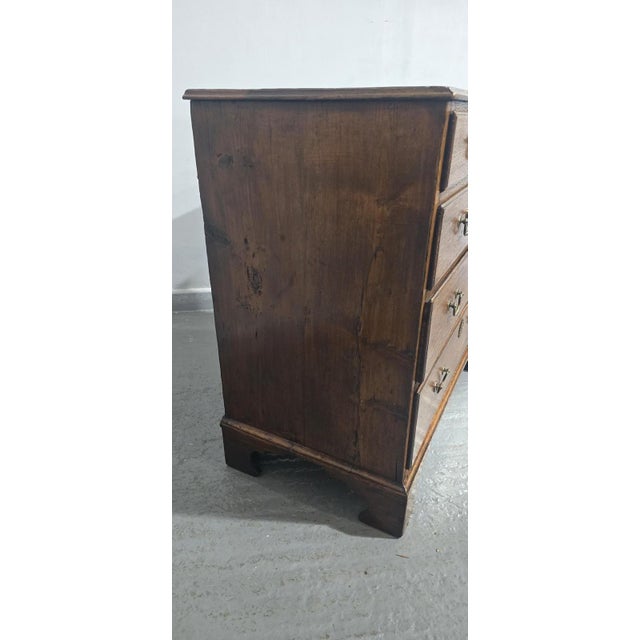 Georgian Oak Chest of Drawers For Sale - Image 5 of 14