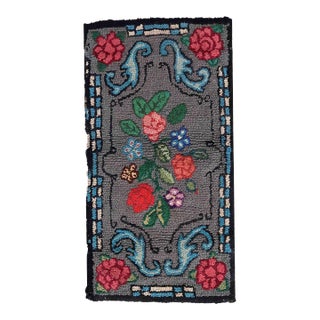 1900s Handmade Antique American Hooked Rug 1.6' X 3' For Sale