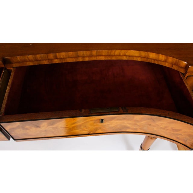 19th Century George III Scottish Flame Mahogany Sideboard For Sale - Image 15 of 18