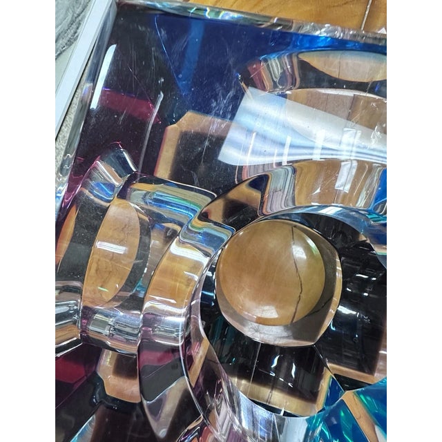 Transparent 1980s Shlomi Haziza Style Large Lucite Prism Sculpture For Sale - Image 8 of 11