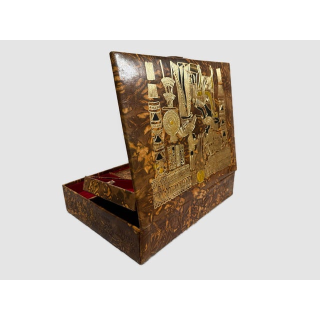 Handmade Genuine Leather Jewelry Box – Gold Embossed Pharaoh Design, Luxury Box A unique handmade jewelry box crafted from...