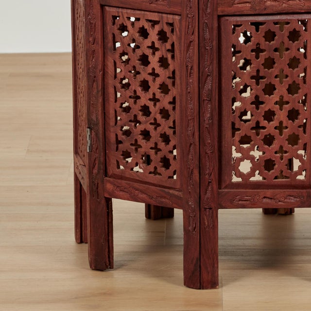 1920s Pair of Antique Anglo Indian Carved and Inlaid Stands For Sale - Image 5 of 16