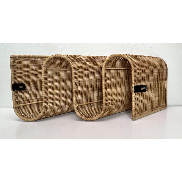 Mid-Century Rattan Wall Mounted Magazine Holder, Italy, 1970s For Sale - Image 13 of 14
