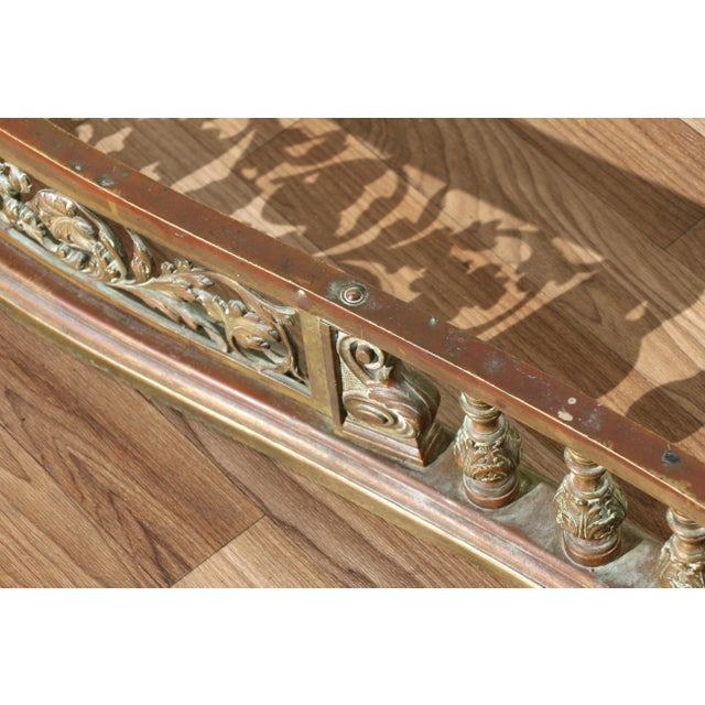 Metal Antique 19th Century French Bronze Fireplace Fender | Ornate Victorian Hearth Guard With Scrollwork & Balustrade For Sale - Image 7 of 18
