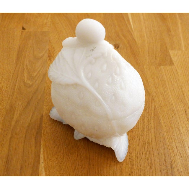 Early 20th Century Strawberry & Snail Sugar Pot in Opaline Glass from Portieux, 1890s For Sale - Image 9 of 11