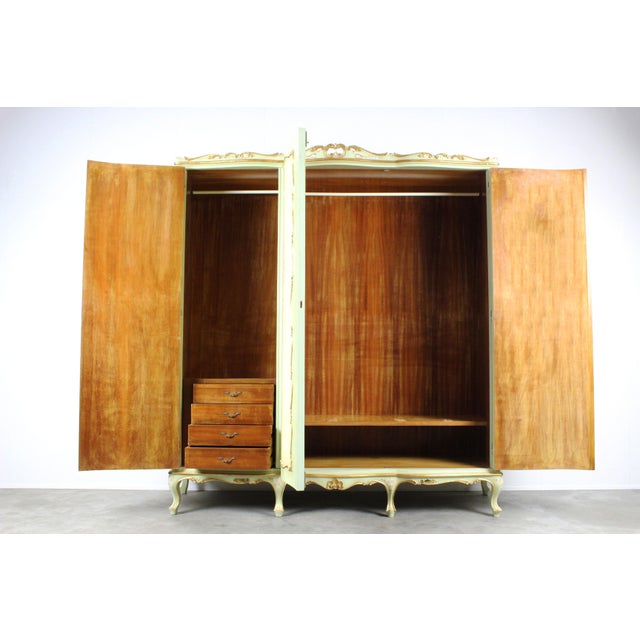 Venetian Baroque Green Lacquered Hand-Painted Floral Three-Door Wardrobe, 1950s For Sale - Image 15 of 17