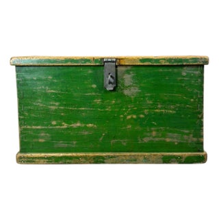 Antique English Green Painted Pine Blanket Chest C 1905 For Sale