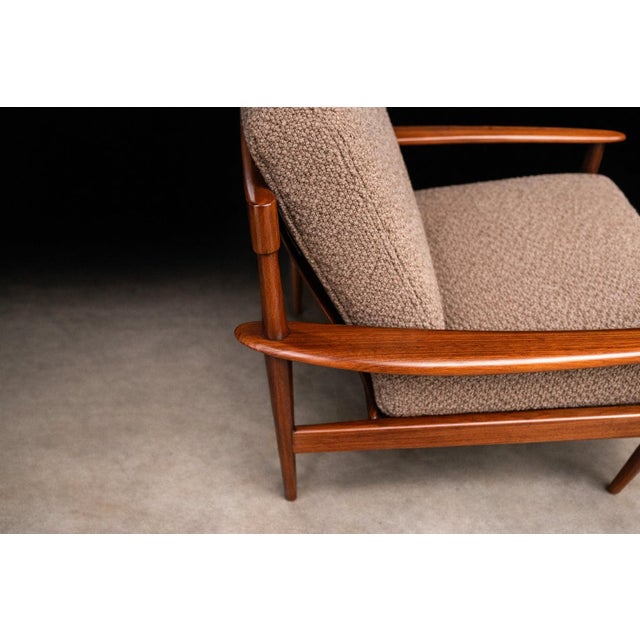 Brown Grete Jalk Armchair in Caviuna & Mushroom Brown Bouclé, Rino Levi, Brazil, 1960s - Lot 491C For Sale - Image 8 of 17