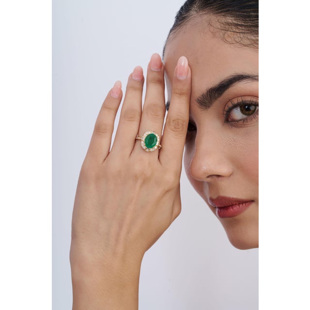 Mid 1920s Style 3.27Carats Oval Emerald Diamond 14k Gold Art Deco Ring Size 4 For Sale - Image 11 of 18