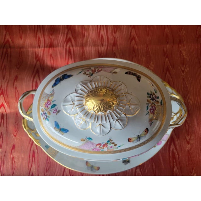 1980s Floral Butterfly Design Oval Soup Tureen & Lid by Mottahedeh ...