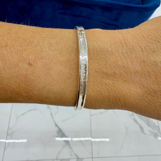 Silver Tiffany & Co. Tiffany 1837 Narrow 925 Silver Medium Cuff Bangle Bracelet For Sale - Image 8 of 9