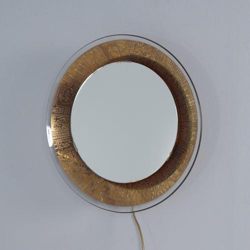 Furgeri wall mirror with lighting from the 1960s with an etched glass edge featuring egyptian decoration. The concave...