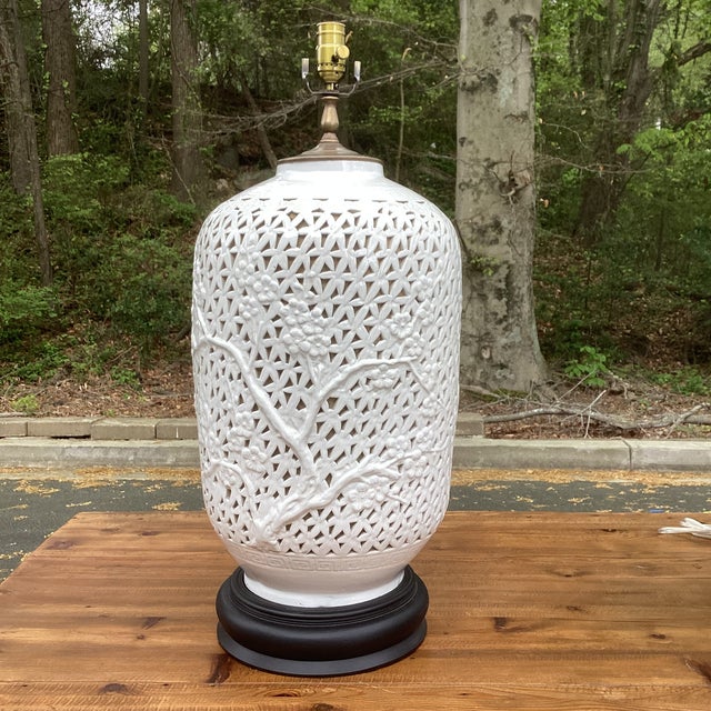 White Pair of Mid 19th Century Blanc De Chine Table Lamps For Sale - Image 8 of 12