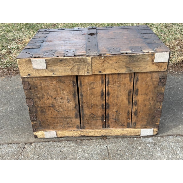 1850s English Steamer Trunk Silver Chest Owned by Royal Jewellers to Queen Victoria For Sale - Image 15 of 17