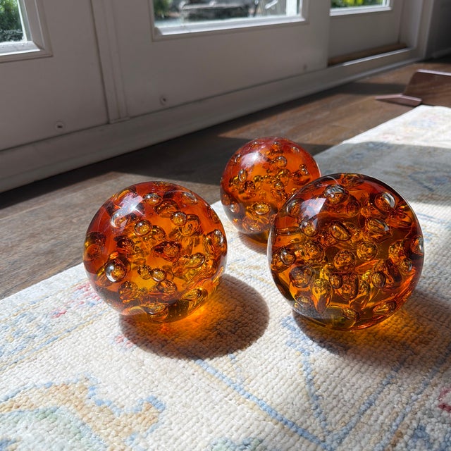 Vintage Amber Controlled Bubble Art Glass Orbs – Set of 3 Murano Style Paperweights For Sale - Image 4 of 7